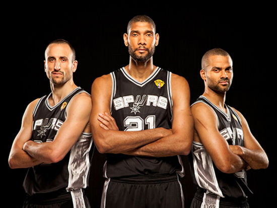 什么是牛牛中的“底注陷阱”？解析为什么小的底注更容易让人产生大手大脚。（牛牛中的“底注陷阱”：为何小底注更容易让人越下注越大）