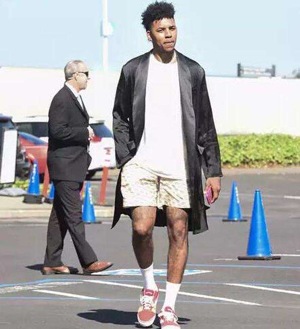 跑动撬动纵 跑动撬动纵